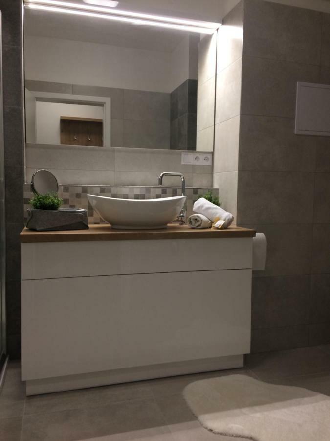 ליפנו נאד וויטאבו Apartman Dara מראה חיצוני תמונה